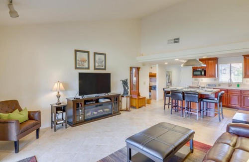 Palm Desert House | Spacious Condo w/Mtn Views in Palm Desert!
