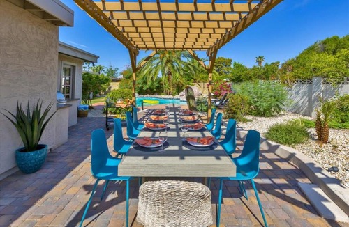 Raskin Estates House | Spacious Desert Home Heated Pool