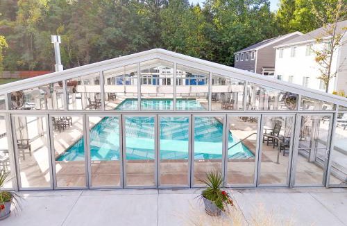 South Haven House | Spacious Dog-Friendly Getaway with Year-Round Pool & Hot Tub