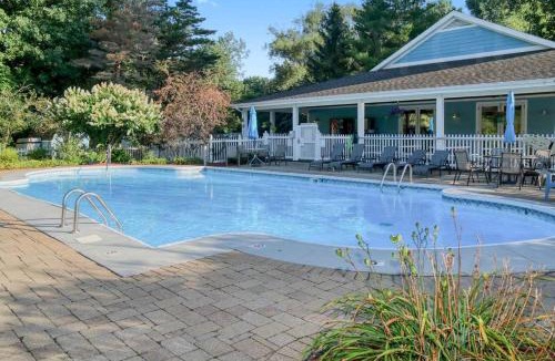 South Haven House | Spacious Dog-Friendly Getaway with Year-Round Pool & Hot Tub