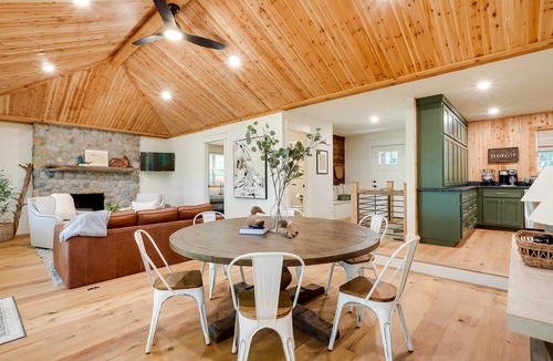 Beaver Shores House | Spacious Home on Beaver Lake w/Deck & Fire Pit!