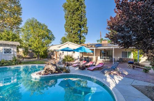 Northridge House | Spacious Home with Garden & Pool