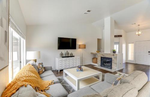 Paradise House | Spacious Las Vegas Home w/Private Pool + Hot Tub