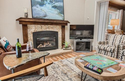 Warrior's Mark House | Spacious Mill Run 3 Townhouse Close to City Attractions
