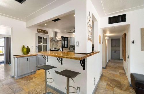 Alhambra House | Spacious Phoenix Retreat 4BR Private Pool