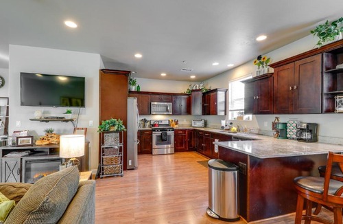 Flagstaff House | Spacious Retreat < 3 Mi to Downtown Flagstaff!