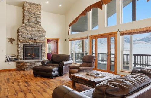 Cameron House | Spacious Retreat Near Yellowstone home