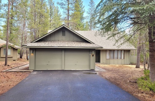 Sunriver House | Spacious Sunriver Home with Access to Exclusive Golf