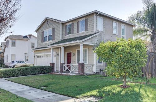 Turlock House | Spacious Turlock Home ~ 1 Mi to University!