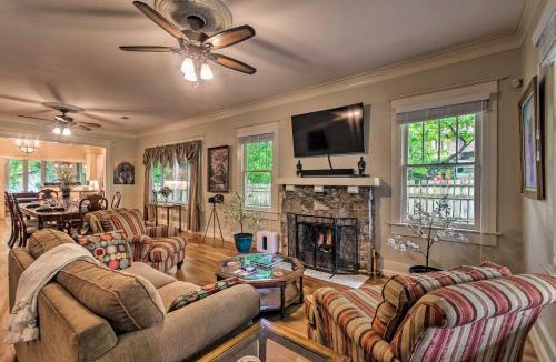 Hot Springs House | Spacious & Updated 1920's HSNP Craftsmen Home