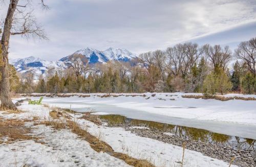 Emigrant Villa | Spacious Yellowstone River Retreat w/Trails!