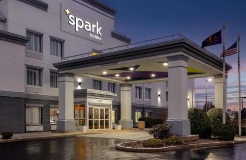 Evansville Hotel | Spark By Hilton Evansville East, In
