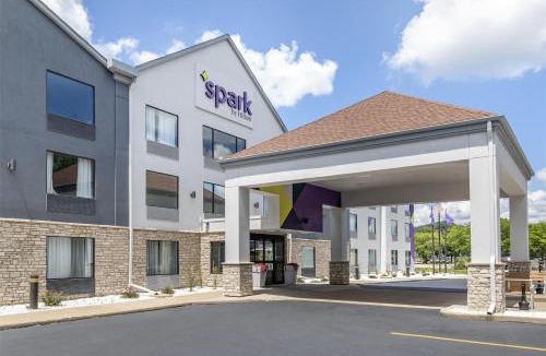 Onalaska Hotel | Spark by Hilton La Crosse Onalaska