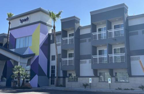 Tempe Hotel | Spark by Hilton Tempe Phoenix Airport