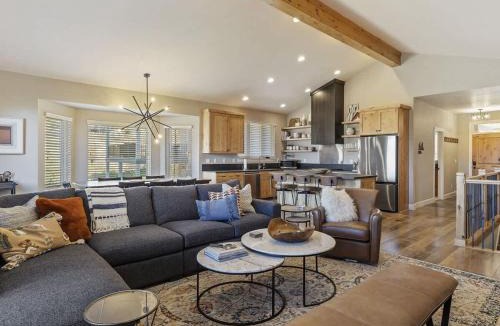 Eden House | Spectacular Mountain Oasis