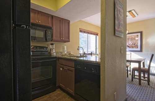 Wisconsin Dells Villa | Sprightly Christmas Mountain Village, 2 Bedroom Villa