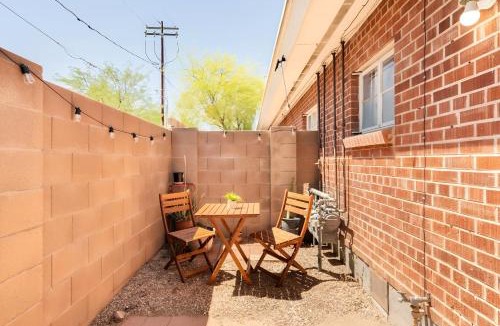 Tucson Apartment | Spring Escape 1BR by UA DT Just 2 Min to Banner