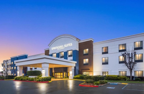 Modesto Hotel | SpringHill Suites by Marriott Modesto