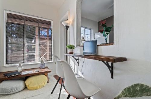 Blenman-Elm House | Springtime Oasis Sun Kised 1BR Near UofA
