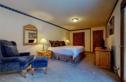 Jackson Apartment | St John C