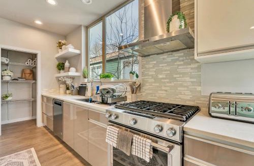 Mount Baker House | Standalone Modern townhouse in Seattle