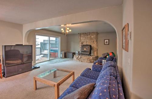 Tahoe Village House | Stateline Ski House: Walk to Boulder Lift!