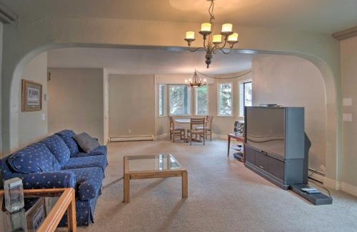 Tahoe Village House | Stateline Ski House: Walk to Boulder Lift!