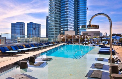 Las Vegas Strip Apartment | Stay Together Suites - Suite On The Strip Sleeps 8 - NO RESORT FEE