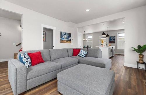North Park House | Stay with Style in this Townhome