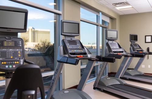 Las Vegas Hotel | Staybridge Suites Las Vegas - Stadium District by IHG