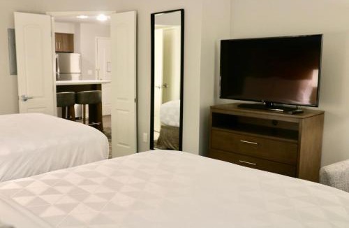 Harbor Hotel | Staybridge Suites - Long Beach Airport by IHG