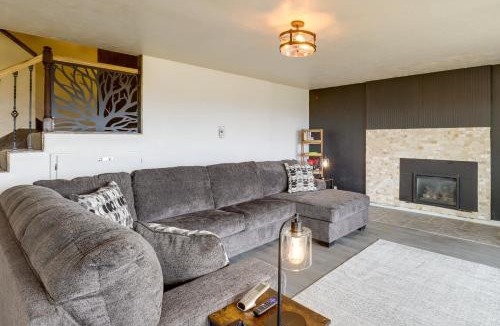 Lapoint House | Steinaker State Park w/Fireplace: Vernal Getaway!