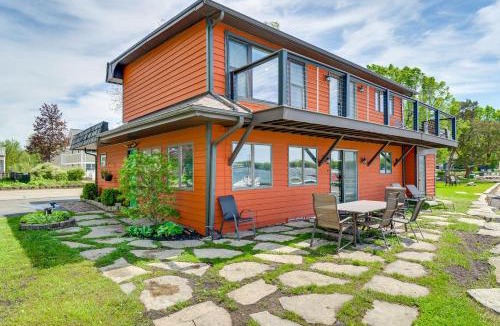 Powers Lake House | Steps to Powers Lake: Wisconsin Family Home