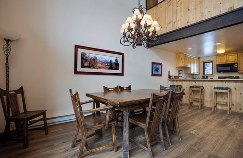 Steamboat Springs House | STH26 | Large Private Deck | Beautiful Views | Ski In/Out | Winter Shuttle