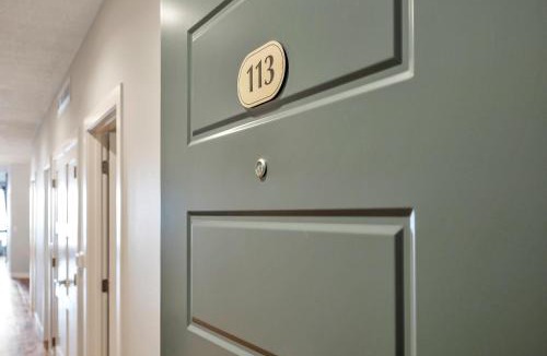 Arnolds Park Apartment | Stillwater 113