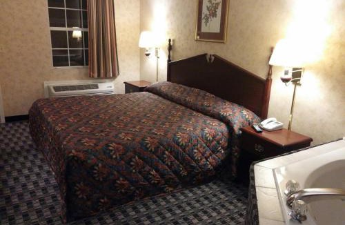 Counce Hotel | Stonebrook Inn
