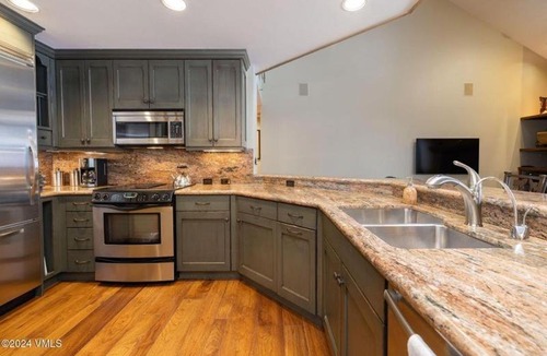 Beaver Creek Apartment | Strawberry Park #604 condo