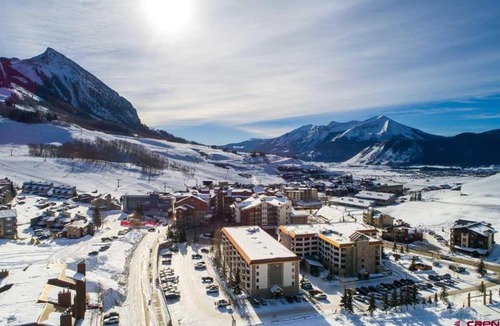 Mount Crested Butte House | Studio 153 at Perfect Location w Pool & Hot Tub