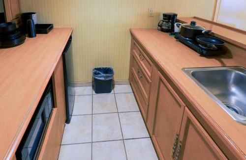 Phoenix Hotel | Studio 6 Phoenix, AZ – Sky Harbor