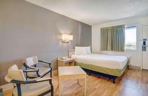 Tucson Hotel | Studio 6-Tucson, AZ - Irvington Road