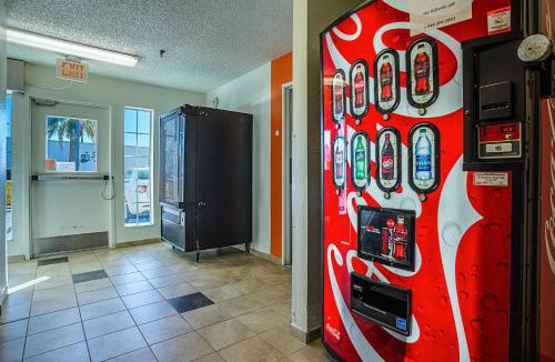 Tucson Hotel | Studio 6 Tucson, AZ - North