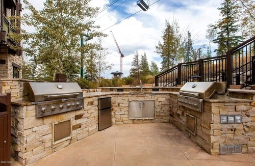 Empire Pass Condo | Studio in Empire Pass with Mountain Views