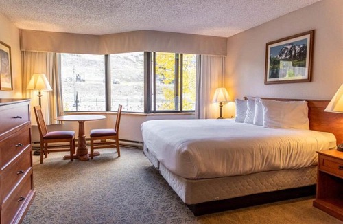 Mount Crested Butte House | Studio Perfect Location 311 with Pool and Hot Tub