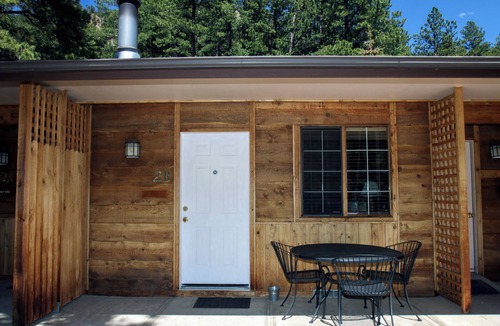 Fall River Estates Ski Chalet | Studio with Full Kitchen, Queen bed, Patio with Personal Grill