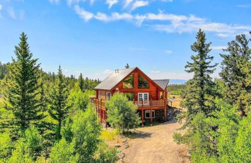 Indian Mountain House | Stunning 2 Bedroom 1.5 Bath Cabin on 3.5 Acres