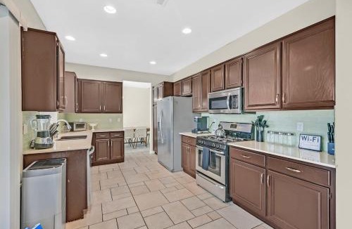 MacDonald Ranch House | Stunning 4BR Getaway w Pool, Hot Tub, & Firepit