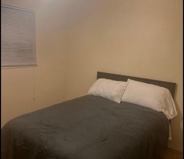 Matteson Apartment | Stunning Brick Tri Level Home 420 friendly
