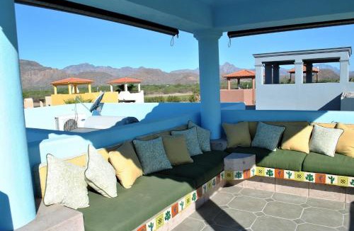 Nopolo House | Stunning home with breathtaking views and steps from Community Pool