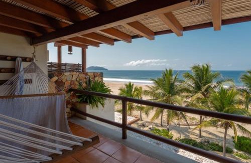 Ixtapa - Zihuatanejo Apartment | Stunning, Oceanfront Casa de Olas