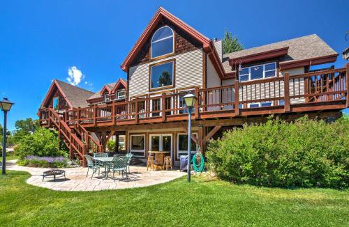 Edgar House | Stunning Silesia Home: Furnished Deck + River View